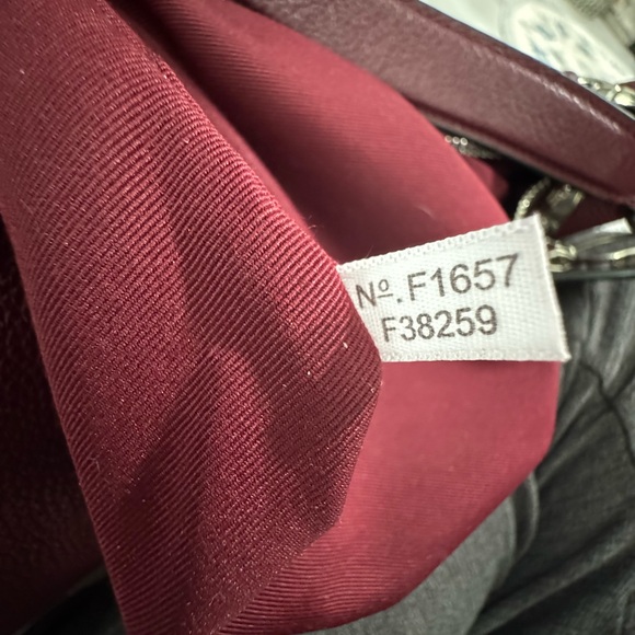 COACH Harley Hobo in Oxblood Pebble Leather F38259 - Picture 11 of 12